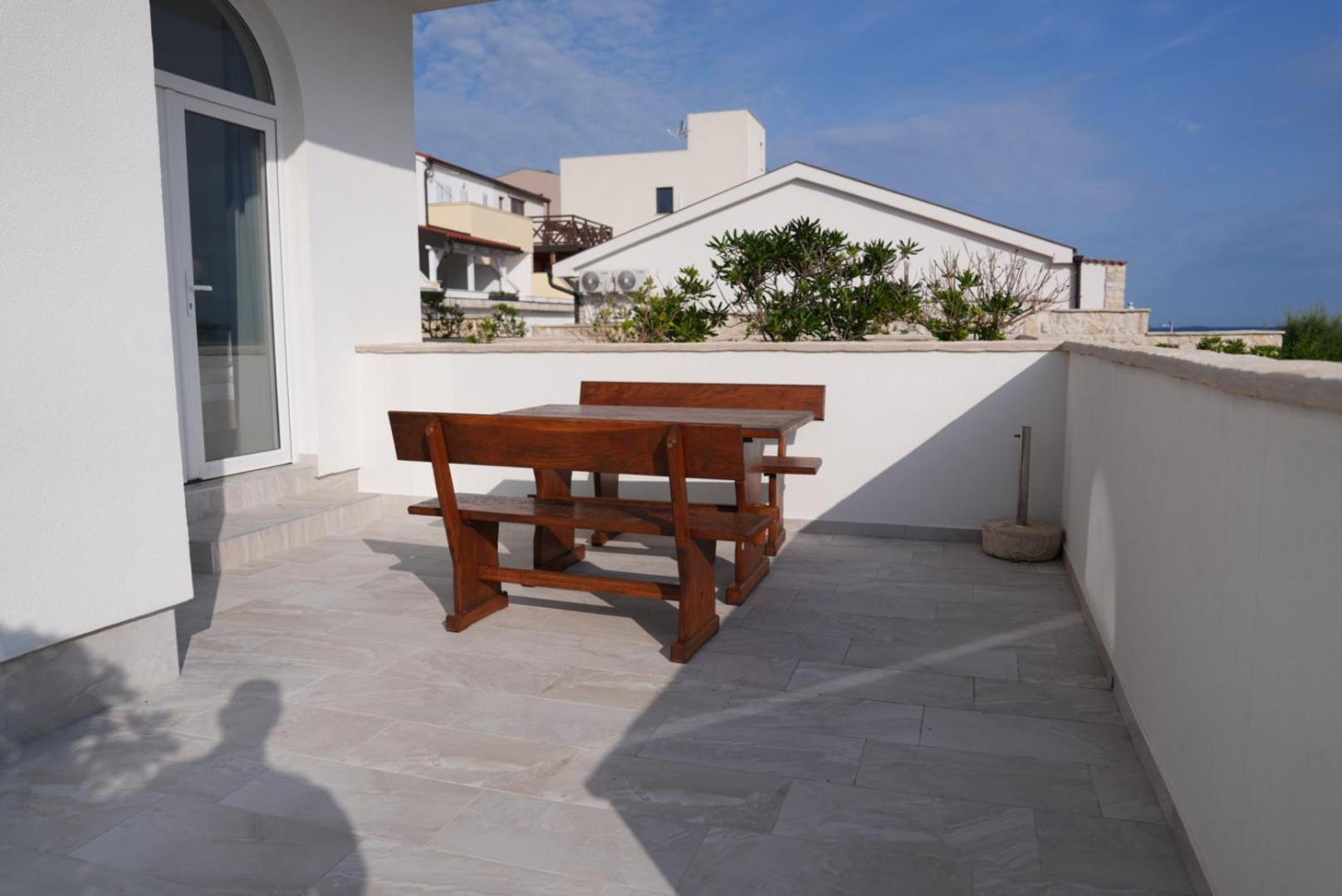 Ivanovic Apartment *